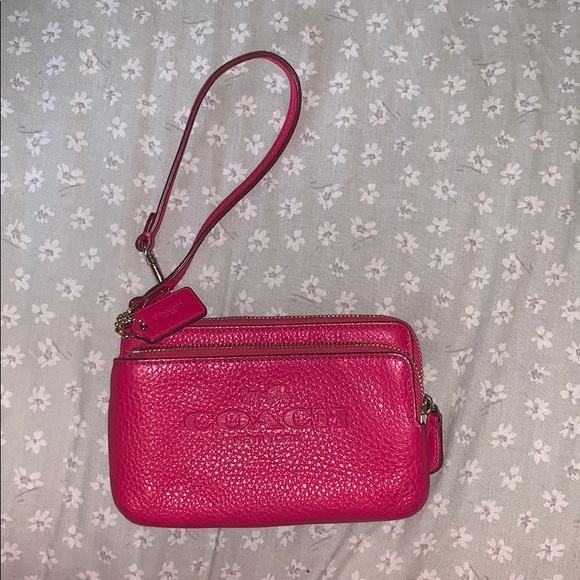 Coach wristlet - Picture 1 of 3